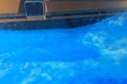 Blau unter Wasser